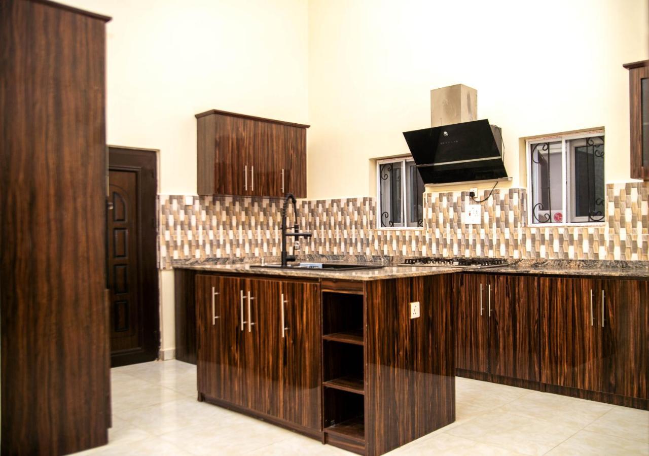 Prince'S - Villa Akure Exterior photo